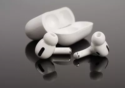 apple airpods camera audio ming-chi kuo apple vision pro